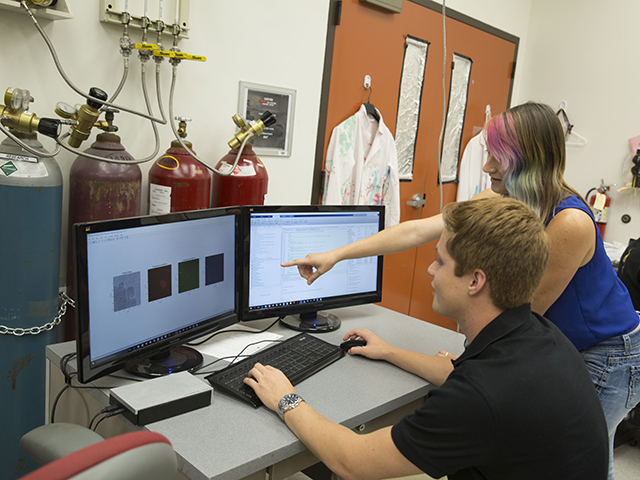 School for Engineering of Matter, Transport and Energy, SEMTE, TEM, transmission electron microscopy, Jessica Hochreiter, Peter Crozier, Arizona State University, ASU, Ira A. Fulton Schools of Engineering, engineering, materials science and engineering