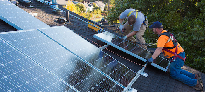32% tandem cell solar still competitive at triple the price