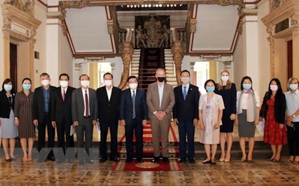 US university pledges cooperation with HCM City in human resources training