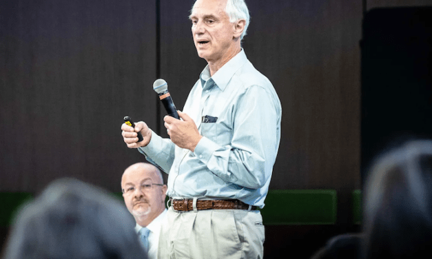 Can a mechanical ‘tree’ help slow climate change? An ASU researcher built one to find out